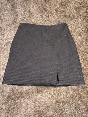 Old Navy Checked Mini Skirt in Black and White
